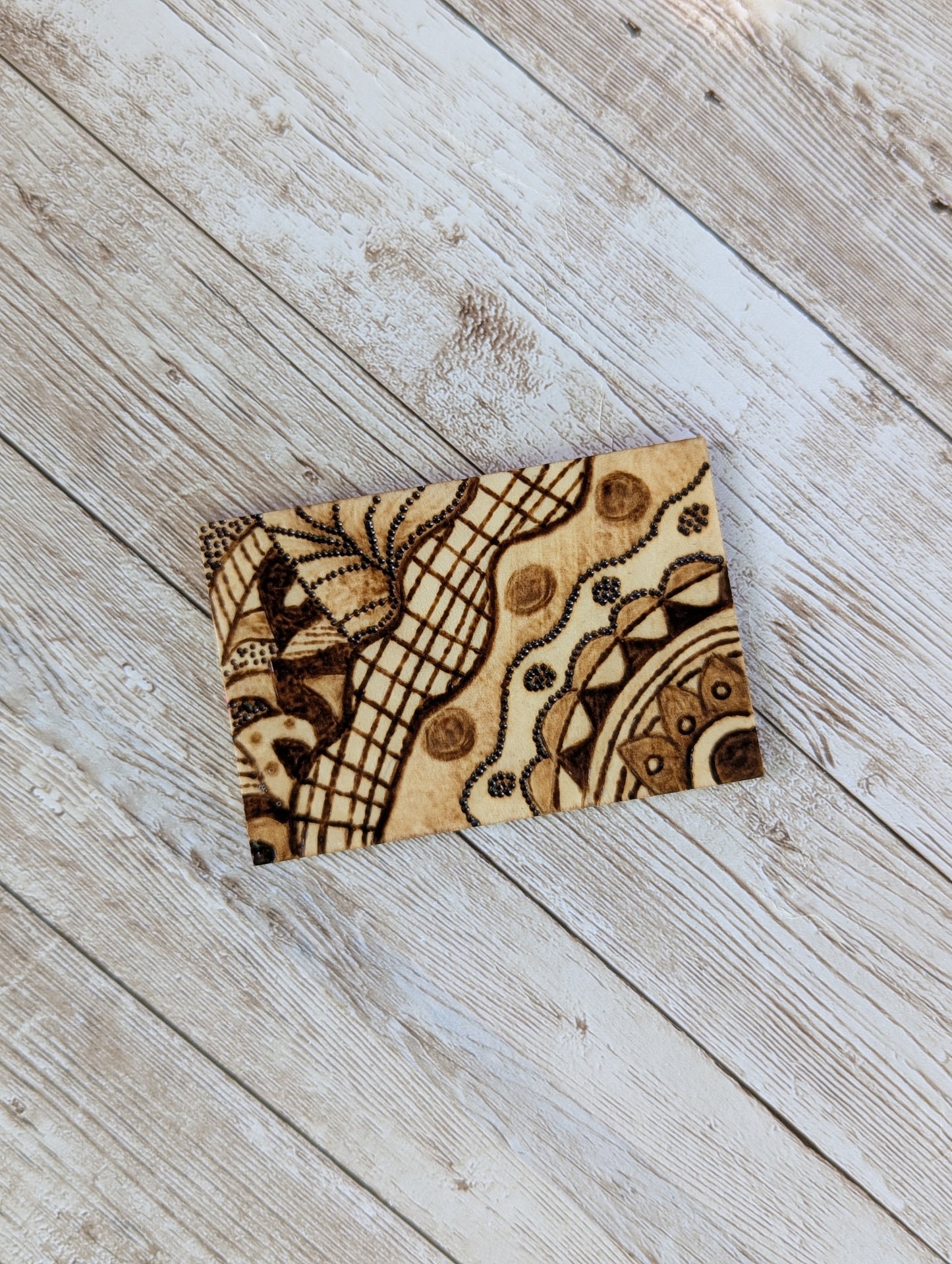 Handcrafted Mandala Pyrography Magnet – 2x3 Inches of Artistic Serenity